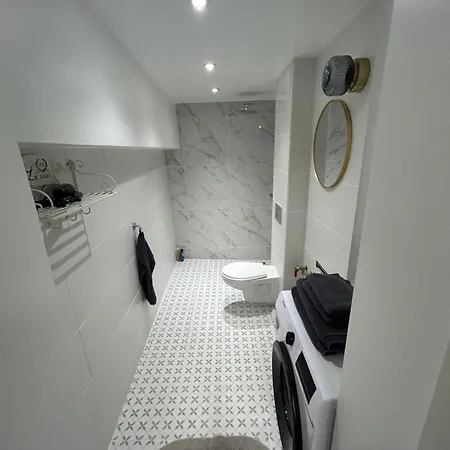 Private New Next To Telliskivi Area Apartman